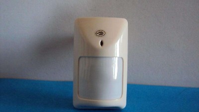 成都弱電工程建設(shè)公司007弱電，紅外報(bào)警器工作原理分享