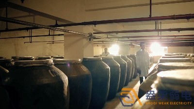 成都盎柒弱電—酒廠窖池測溫儀有什么作用？