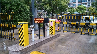 什么是智慧小區(qū)月卡型停車管理系統(tǒng)？